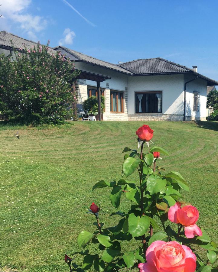 Paradiso Sul Lago 칼세라니카알라고 외부 사진